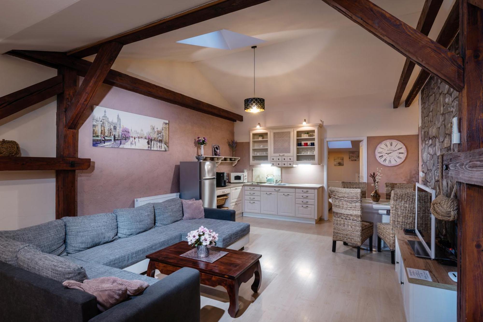 Apartments Sofia Plus Liptovský Mikuláš Εξωτερικό φωτογραφία